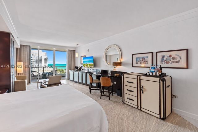 4391 Collins Ave 905, Miami Beach, FL 33140