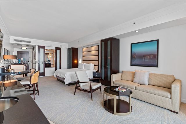 4391 Collins Ave 905, Miami Beach, FL 33140