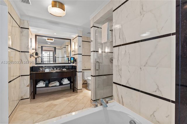 4391 Collins Ave 905, Miami Beach, FL 33140
