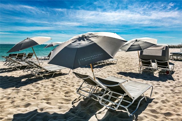 4391 Collins Ave 905, Miami Beach, FL 33140