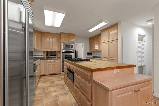 3301 E Princeton Rd, Petersburg, VA 23805
