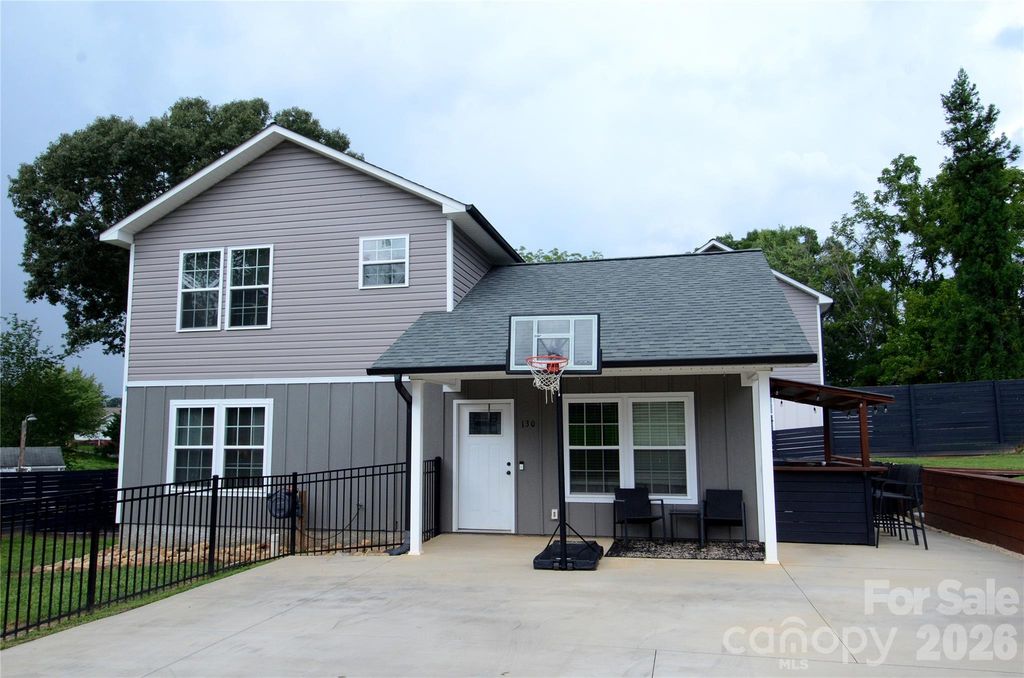 130 Bostic Street, Marion, NC 28752