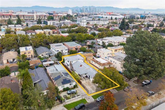 833 W 41st Drive, Los Angeles, CA 90037