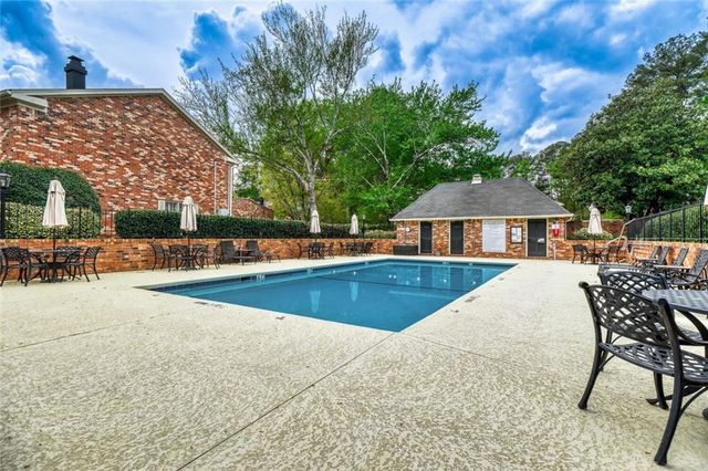 2396 Leafgate Road, Decatur, GA 30033