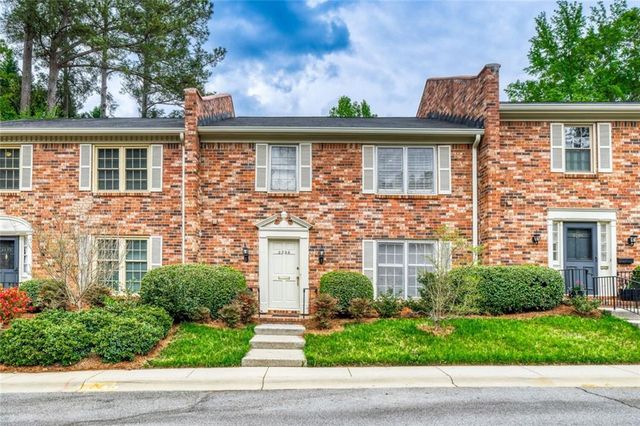 2396 Leafgate Road, Decatur, GA 30033