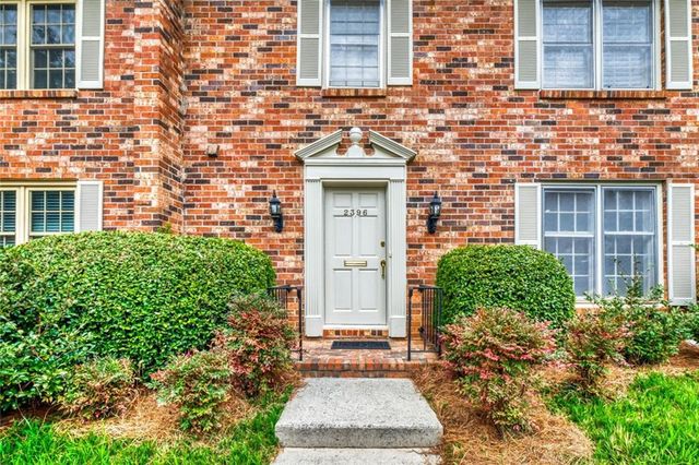 2396 Leafgate Road, Decatur, GA 30033