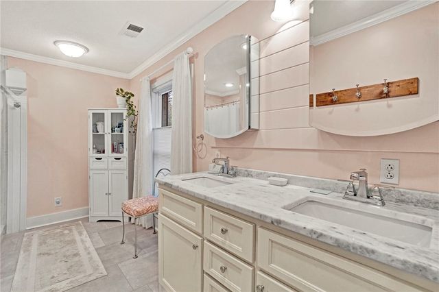 106 Hillandale Road, Pendleton, SC 29670