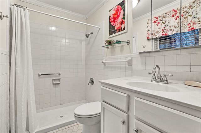 106 Hillandale Road, Pendleton, SC 29670