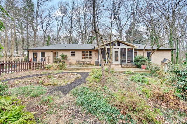 106 Hillandale Road, Pendleton, SC 29670