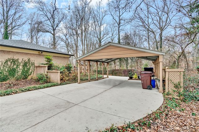 106 Hillandale Road, Pendleton, SC 29670