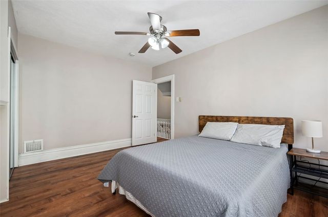 137 E Sycamore, Mt Washington, PA 15211
