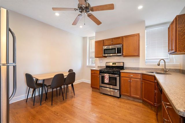 137 E Sycamore, Mt Washington, PA 15211