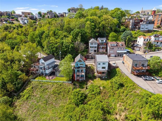 137 E Sycamore, Mt Washington, PA 15211