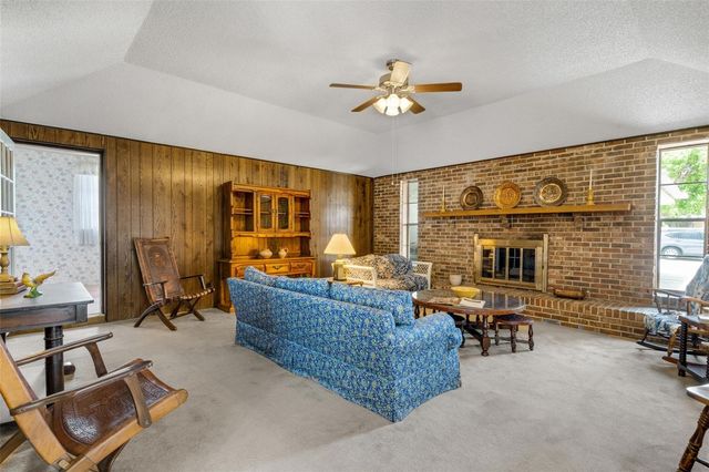 4200 CLEVELAND HEIGHTS BOULEVARD, Lakeland, FL 33813