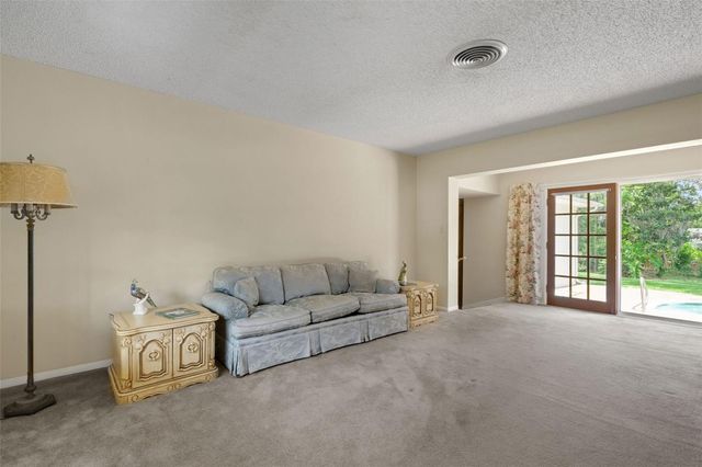 4200 CLEVELAND HEIGHTS BOULEVARD, Lakeland, FL 33813