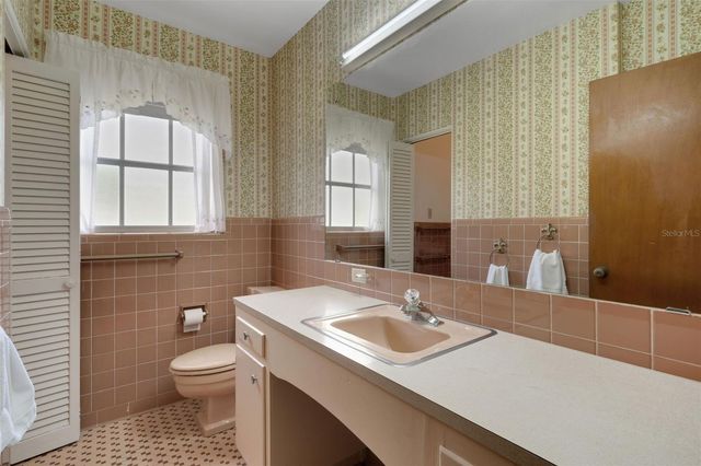 4200 CLEVELAND HEIGHTS BOULEVARD, Lakeland, FL 33813