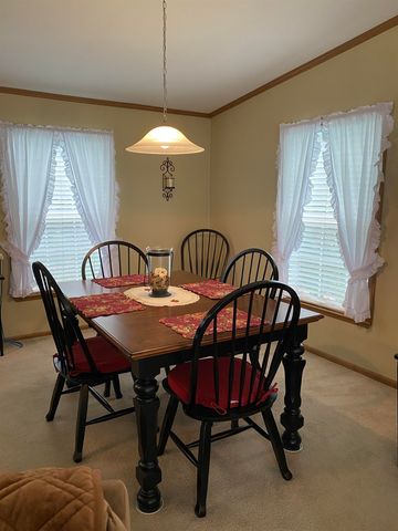7 Sir Lancelot Drive, Exeter, NH 03833
