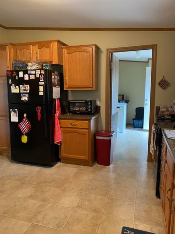 7 Sir Lancelot Drive, Exeter, NH 03833