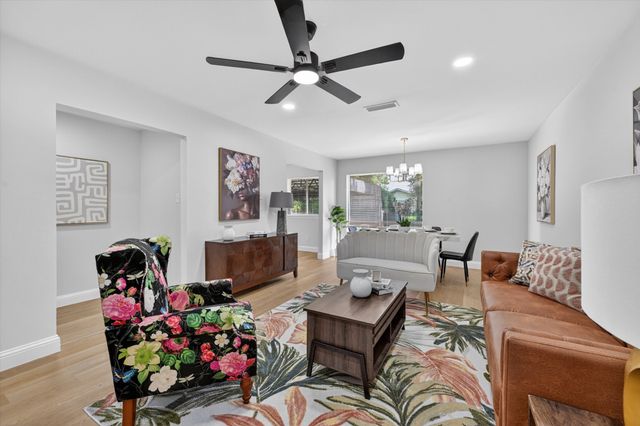 2029 Spanish Trail, Irving, TX 75060