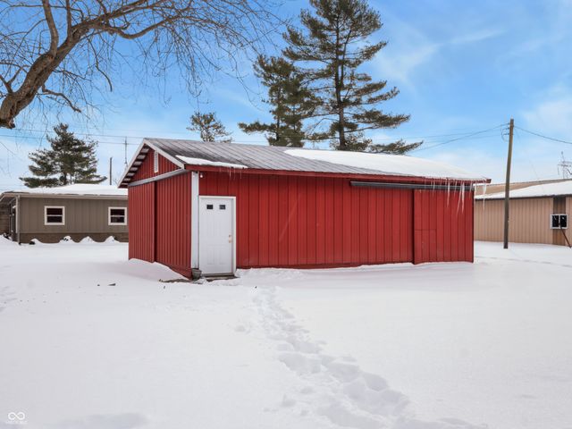 11937 E 100 S, Columbus, IN 47203