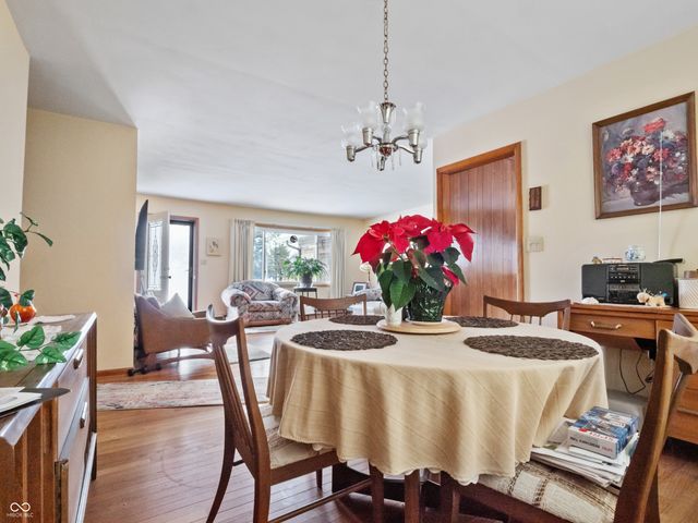 11937 E 100 S, Columbus, IN 47203