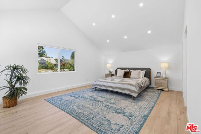 5822 Saloma Avenue, Sherman Oaks, CA 91411