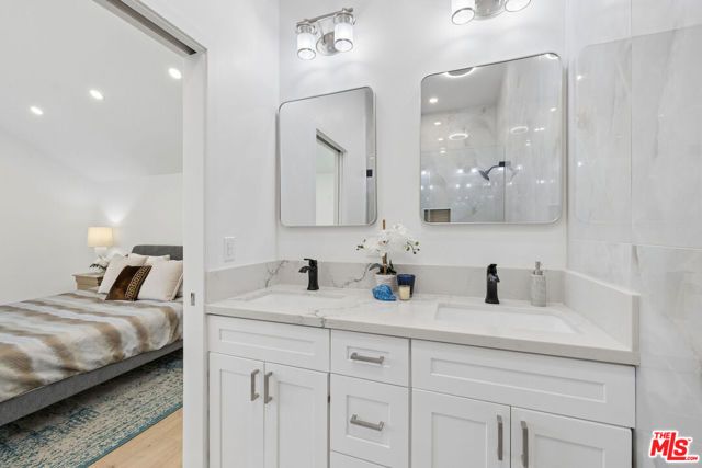 5822 Saloma Avenue, Sherman Oaks, CA 91411