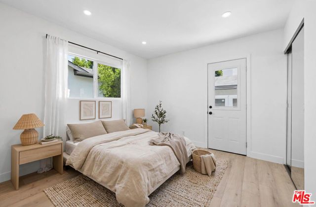 5822 Saloma Avenue, Sherman Oaks, CA 91411