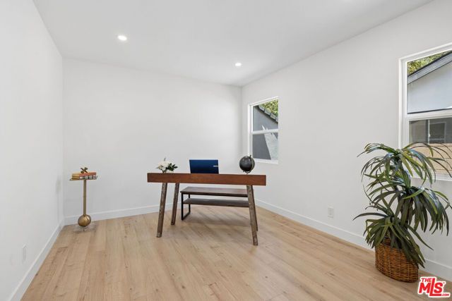 5822 Saloma Avenue, Sherman Oaks, CA 91411
