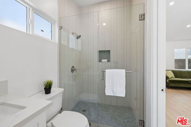 5822 Saloma Avenue, Sherman Oaks, CA 91411