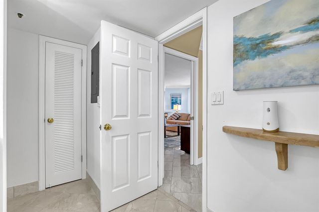5200 N OCEAN Drive N 1201, Singer Island, FL 33404