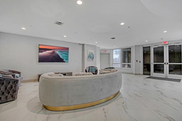 5200 N OCEAN Drive N 1201, Singer Island, FL 33404