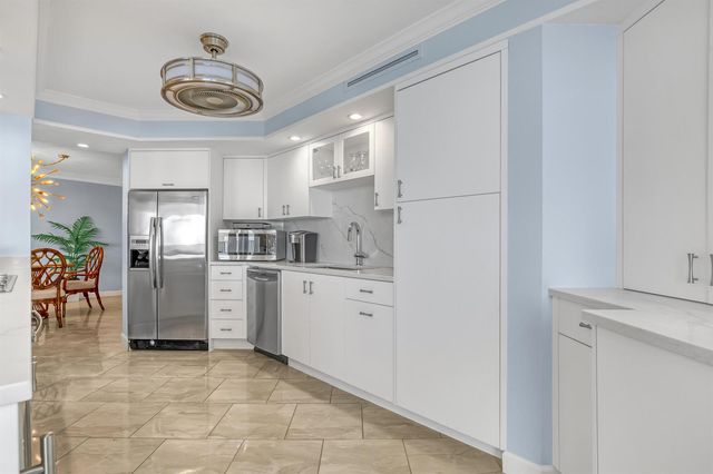 5200 N OCEAN Drive N 1201, Singer Island, FL 33404