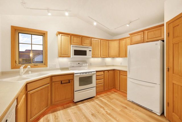 3008 Trenton Drive, Sun Prairie, WI 53590