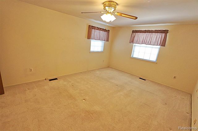 2131 Vine Way Drive 97, Canton, MI 48188