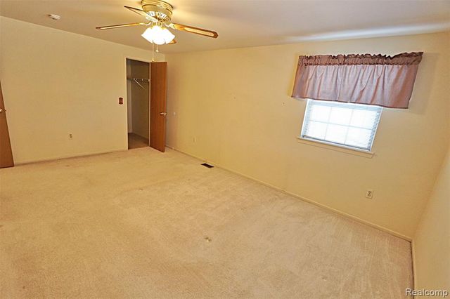 2131 Vine Way Drive 97, Canton, MI 48188