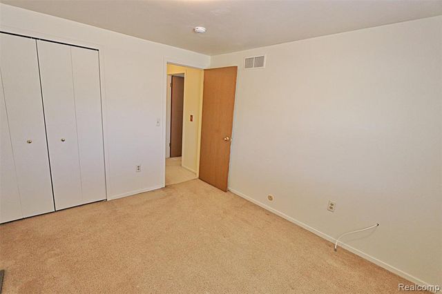 2131 Vine Way Drive 97, Canton, MI 48188