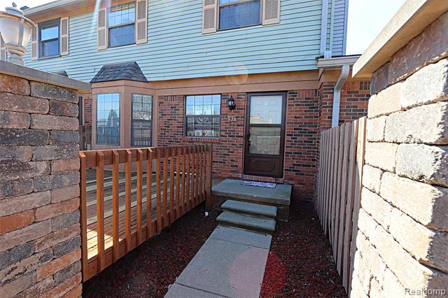 2131 Vine Way Drive 97, Canton, MI 48188