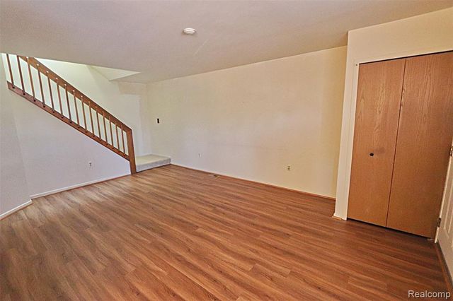 2131 Vine Way Drive 97, Canton, MI 48188