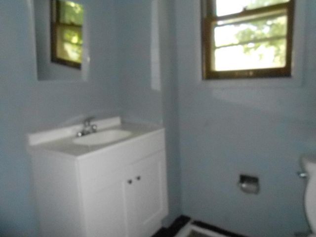 2434 thompson Avenue, Fort Wayne, IN 46807