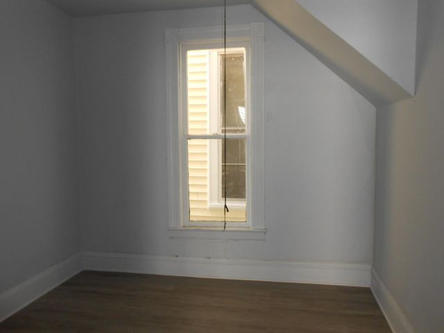 2434 thompson Avenue, Fort Wayne, IN 46807