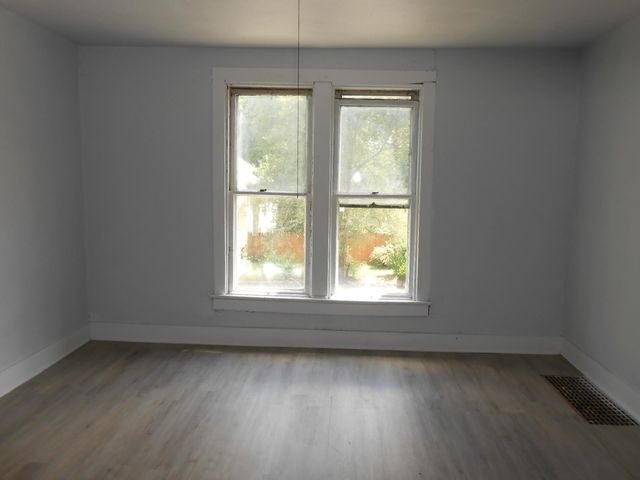 2434 thompson Avenue, Fort Wayne, IN 46807