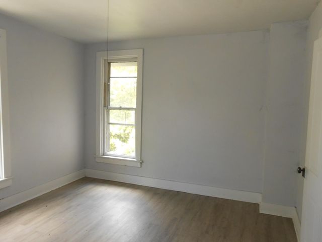 2434 thompson Avenue, Fort Wayne, IN 46807