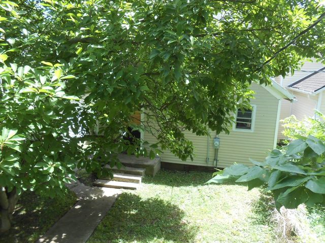 2434 thompson Avenue, Fort Wayne, IN 46807