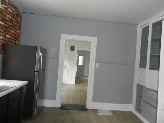 2434 thompson Avenue, Fort Wayne, IN 46807