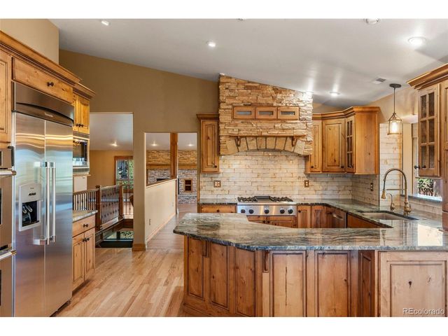 40 Upland Rd, Colorado Springs, CO 80906