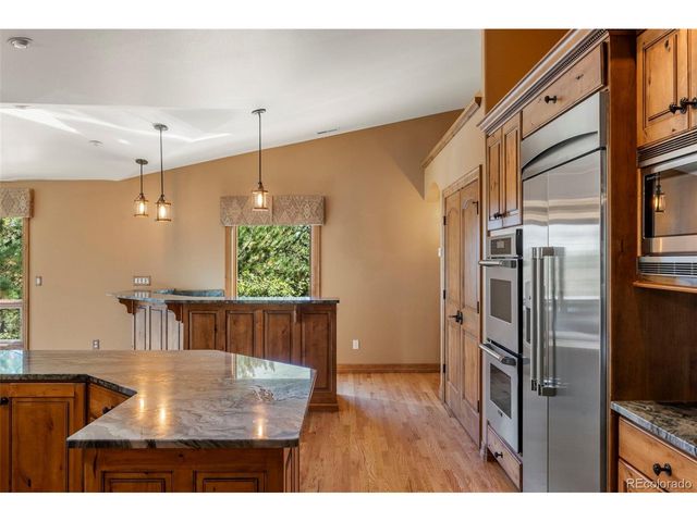 40 Upland Rd, Colorado Springs, CO 80906