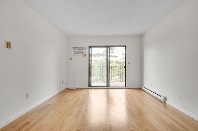 2353 Massachusetts 31, Cambridge, MA 02140