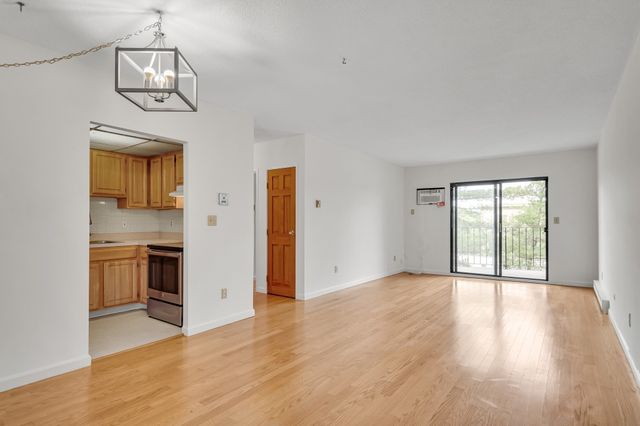 2353 Massachusetts 31, Cambridge, MA 02140