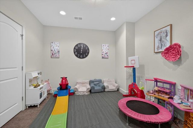 1231 MIRACLE PARKWAY, Cheyenne, WY 82009